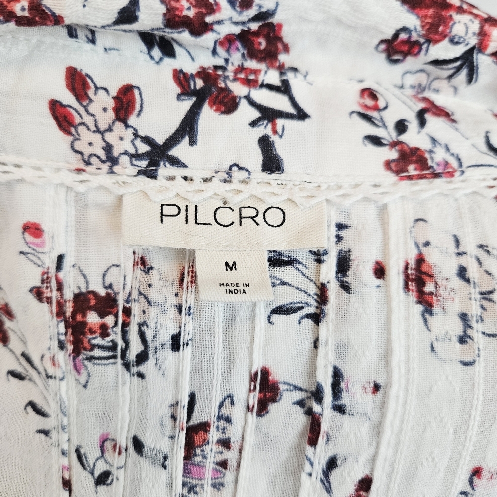 Anthropologie Pilcro Collared Pintuck Floral Blouse size Medium - Picture 13 of 14